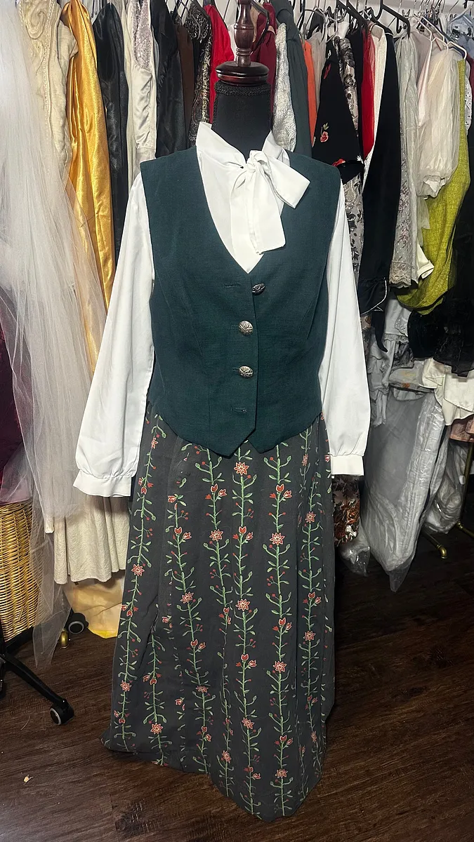 Victoriana: base sobria para una hechicera de salón, aristócrata o profesora de magia victoriana.