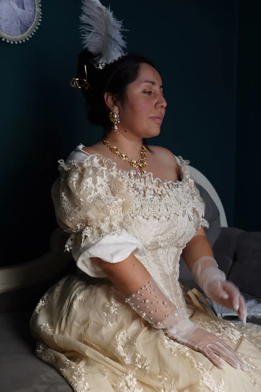 Retrato con vestuario histórico de Vestuario Antiguo