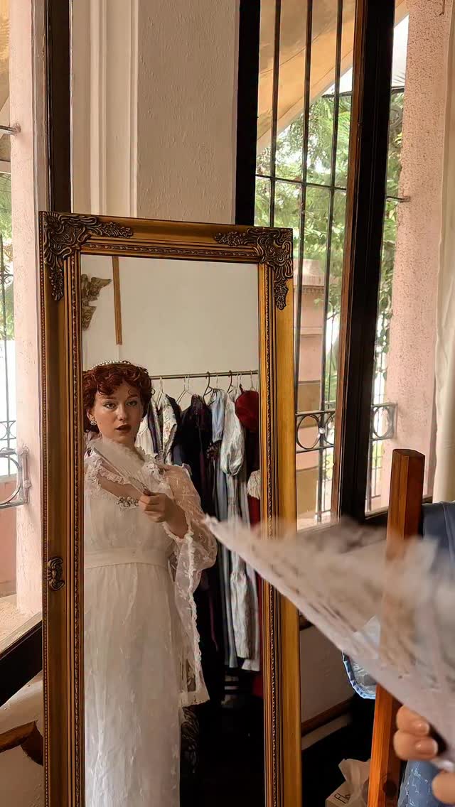 Cualquier preparación para un baile empieza con el cuidado del rostro. Nuestra princesa recomienda la cosmética Vitex @mivitex_cl — exclusividad desde Bielorrusia 🇧🇾Certificada y registrada en Chile ✅