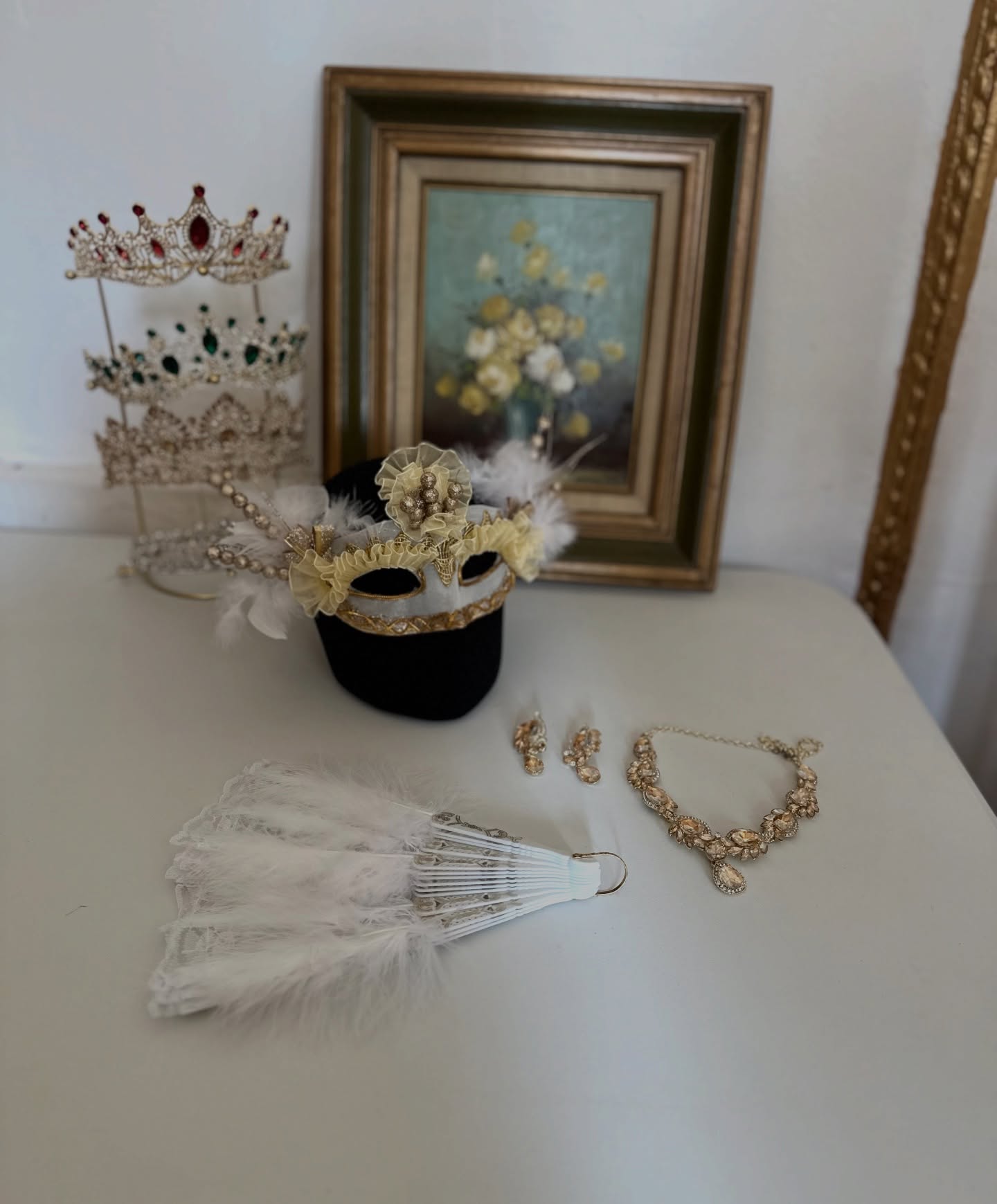 En el precio de arriendo de cada vestido vienen incluidos los accesorios ❤️