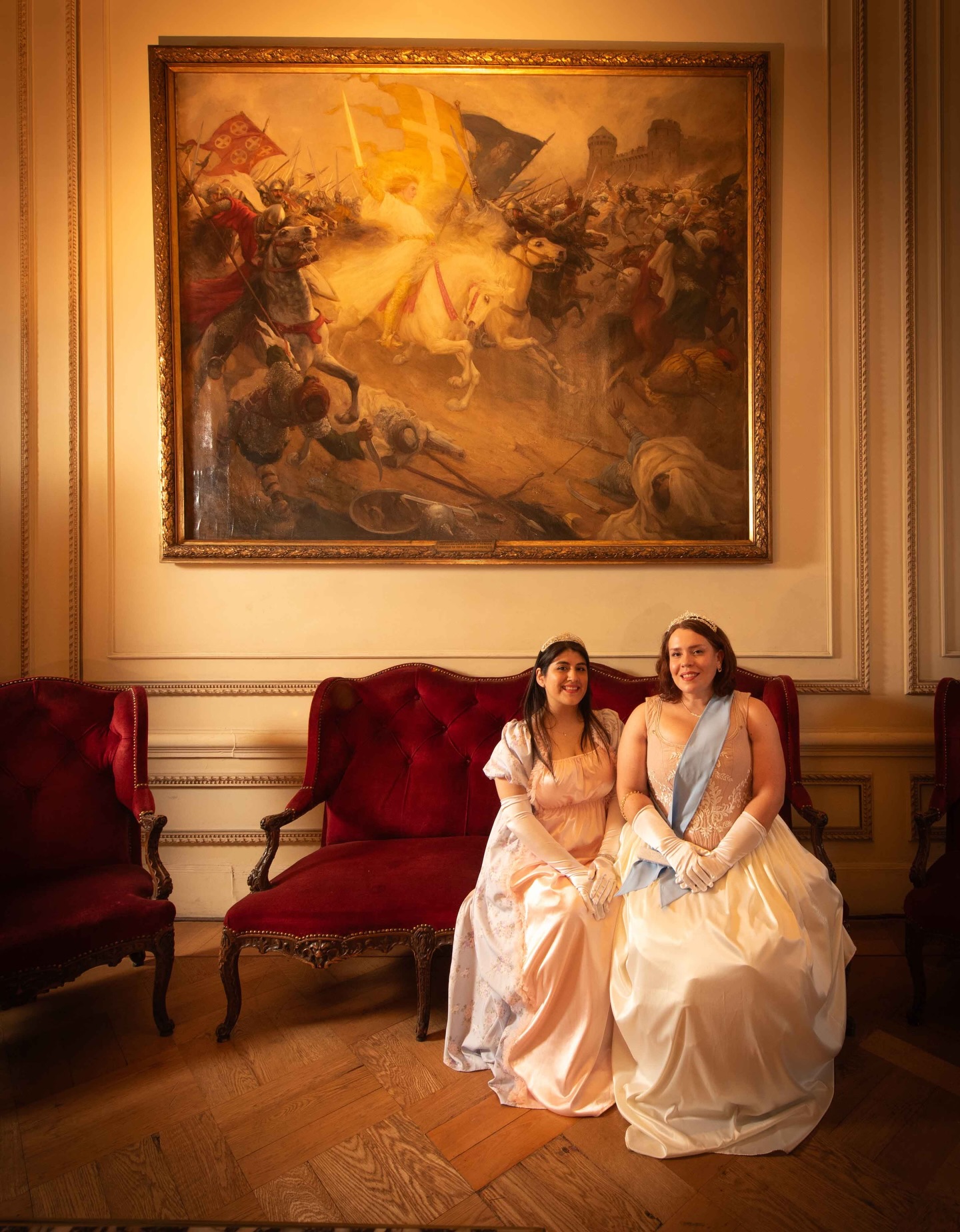 Nuestros clientes con nuestros vestidos en el Baile de Historia Rusa. Muchas gracias a Cristian por las hermosas fotos @cristiancremaschi
