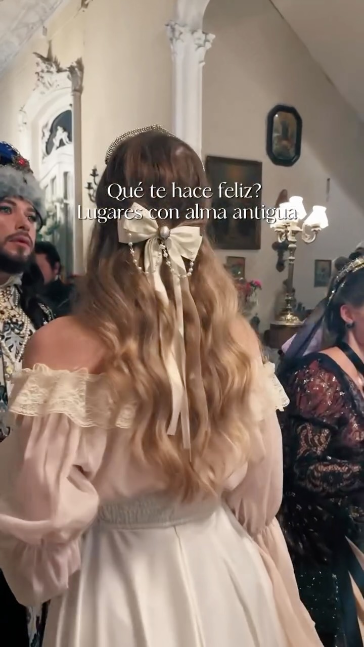 @palaciolarrain Un Palacio con un alma antigua y preciosa. Así lo llevaremos en la memoria.