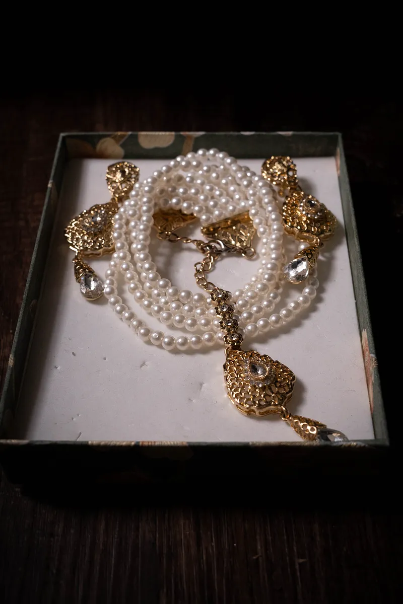 Perlas dorado